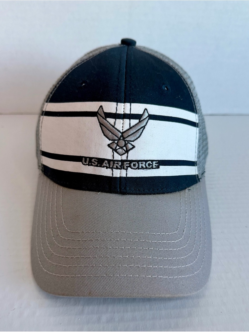 Official Eagle Crest U.S. Air Force Mesh-back Baseball Cap in Blue & White